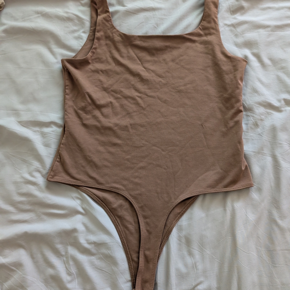 Banana Republic Women's True Hue Bodysuit - Picture 5 of 7